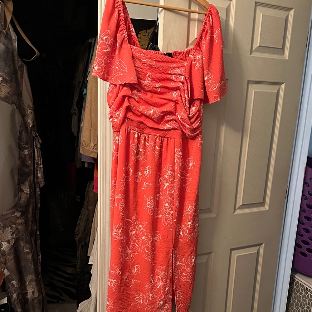 Ronni Nicole Coral Floral Maxi Dress